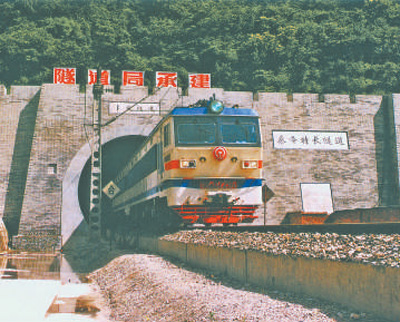 万向官网：中国隧道  穿山越海（大数据观察）
